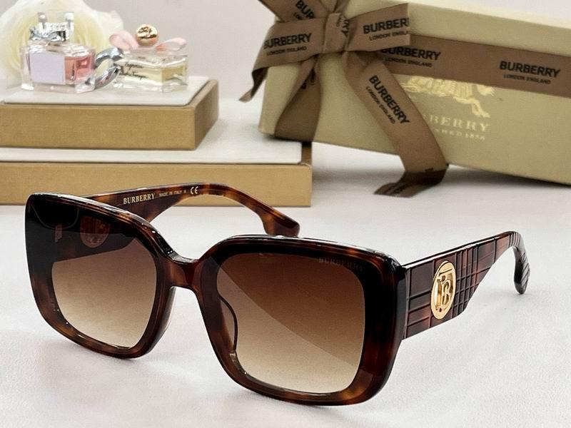 Burberry Sunglasses 321